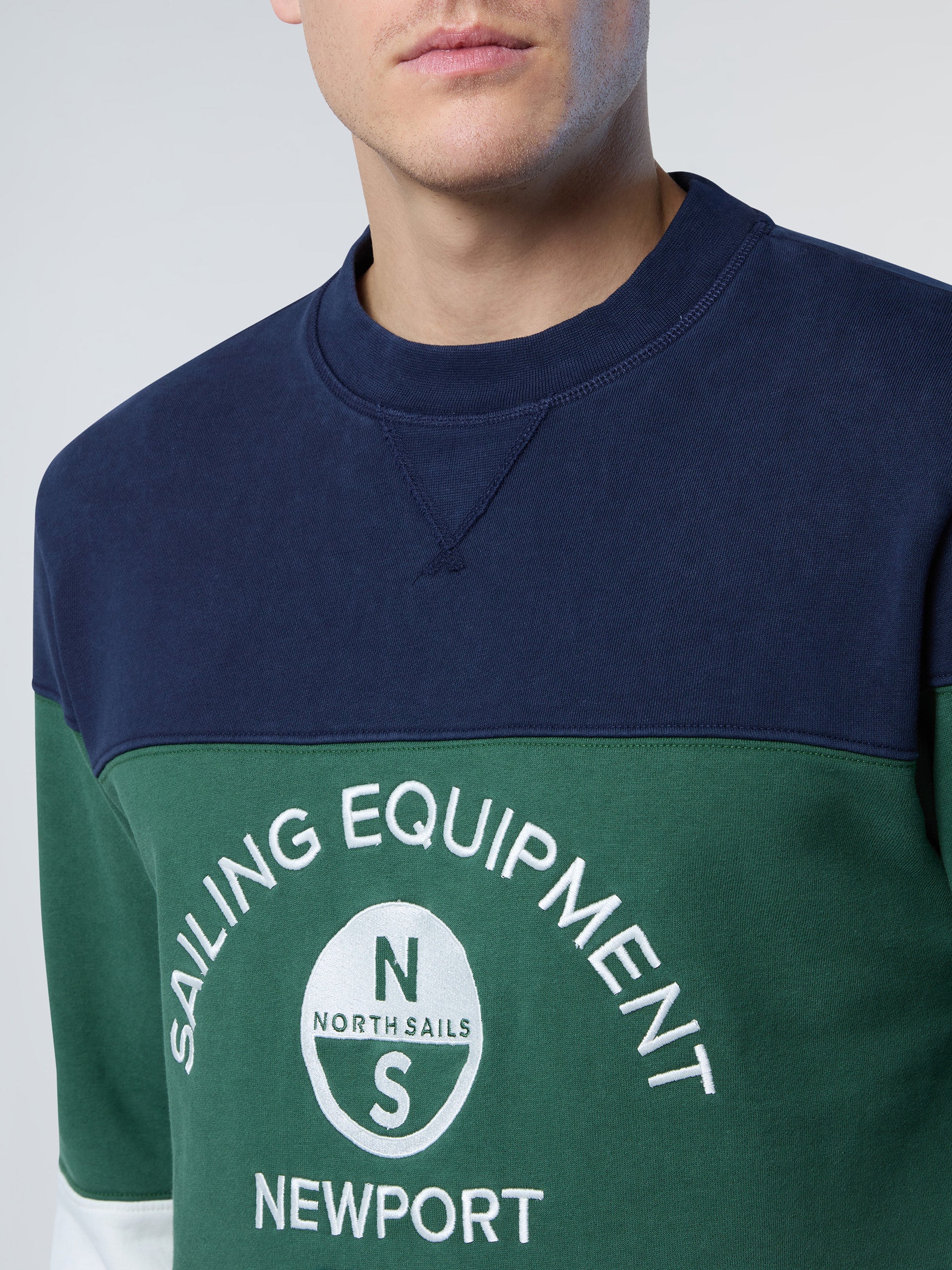 Embroidered sweatshirt - Image 6