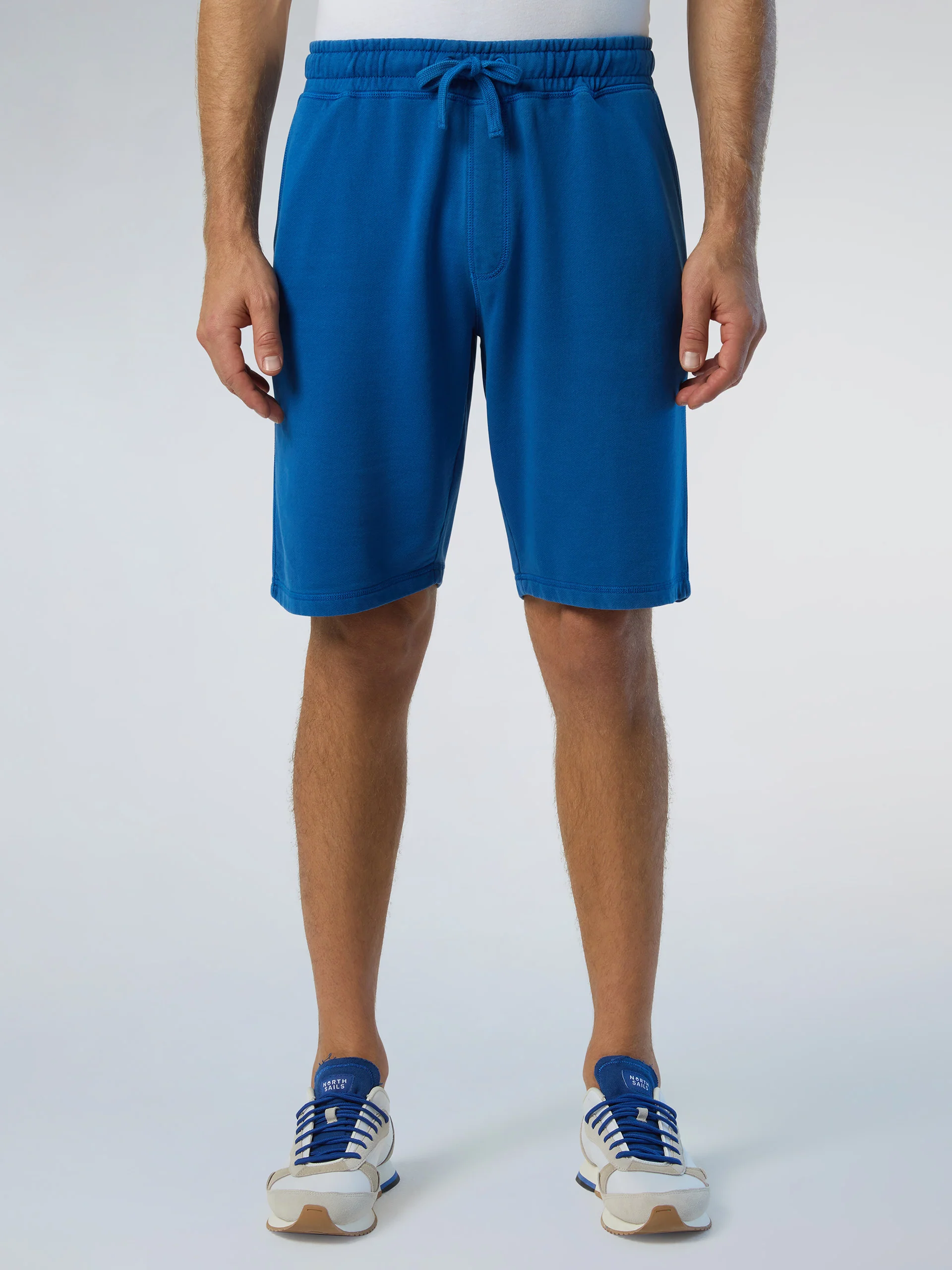 Sweatshorts with palm tree print - Image 11